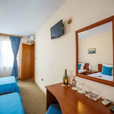 Hotel Albatros Old Town 3*