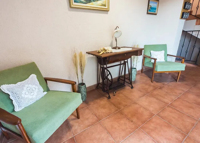 Albatros Old Town Hotel