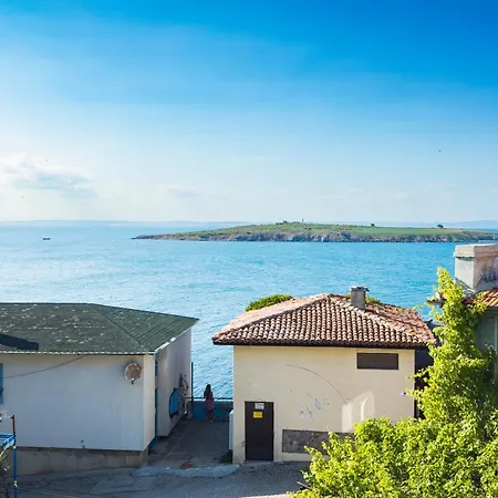 Albatros Old Town Hotel 3*